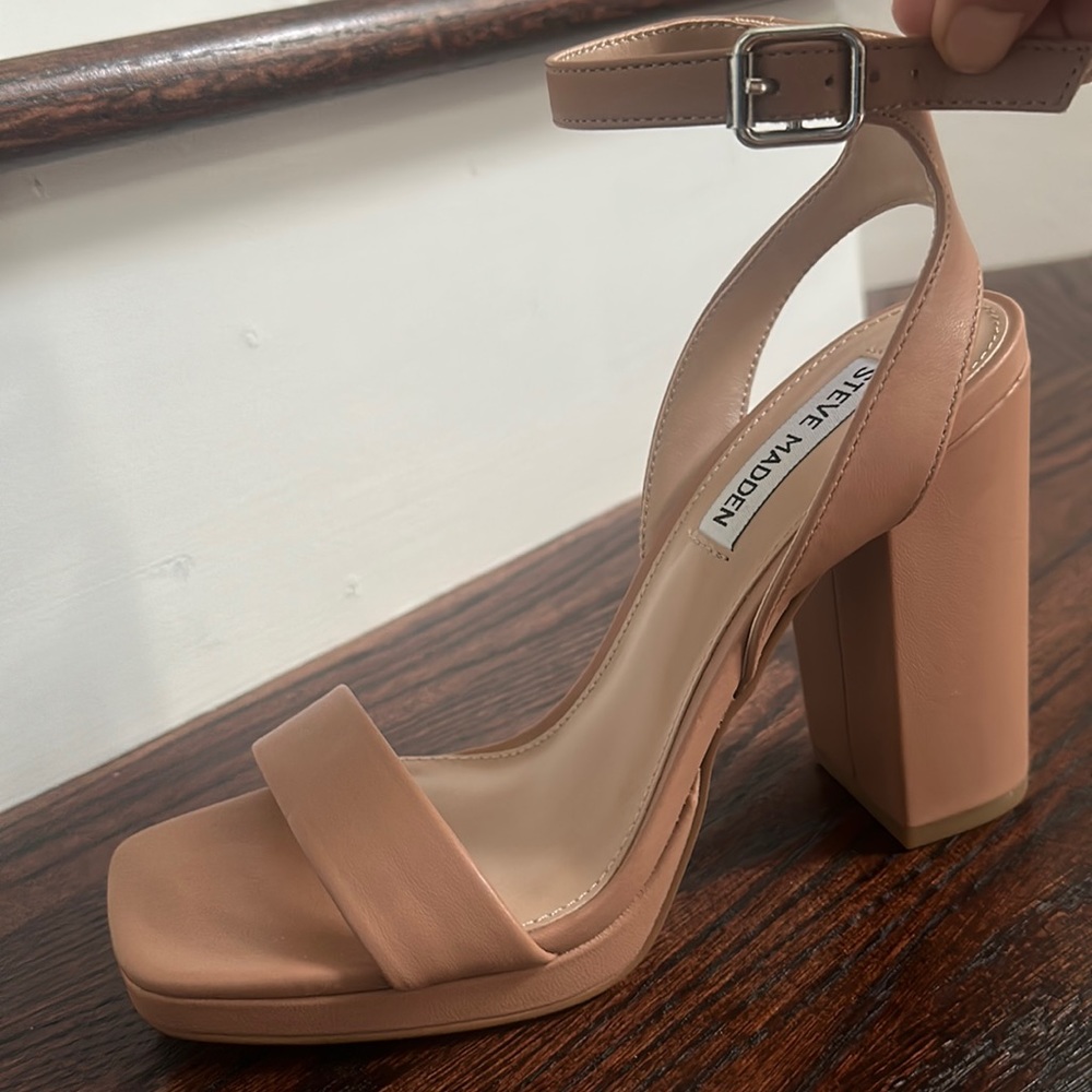 Sandals- Steve  Madden